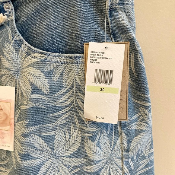 NWT JESSICA SIMPSON Infinite High Waist Short in Palm Bliss, size 30 - Picture 7 of 10